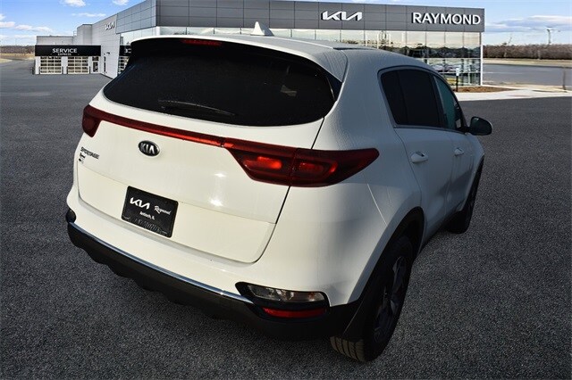 2021 Kia Sportage LX photo 2