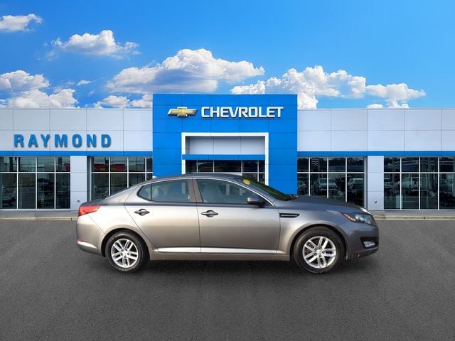 Used 2012 Kia Optima LX with VIN 5XXGM4A7XCG051501 for sale in Antioch, IL
