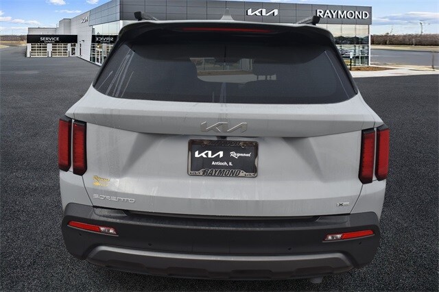 2023 Kia Sorento X-Line EX photo 3