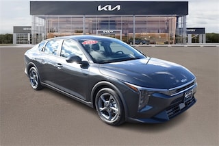 2025 Kia K4 LXS Sedan