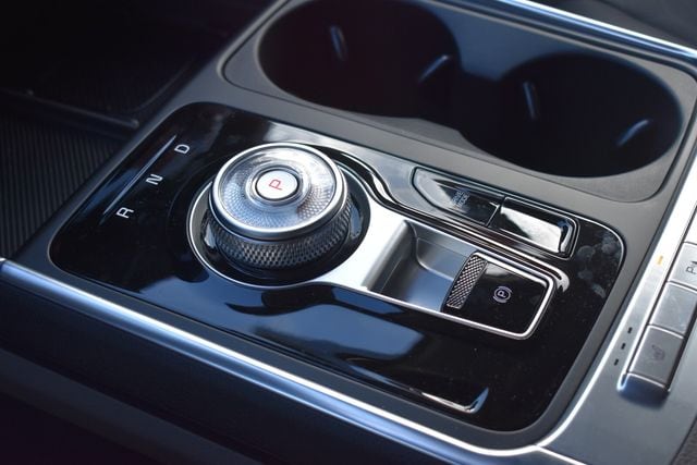 2026 Kia Carnival EX - Photo 28