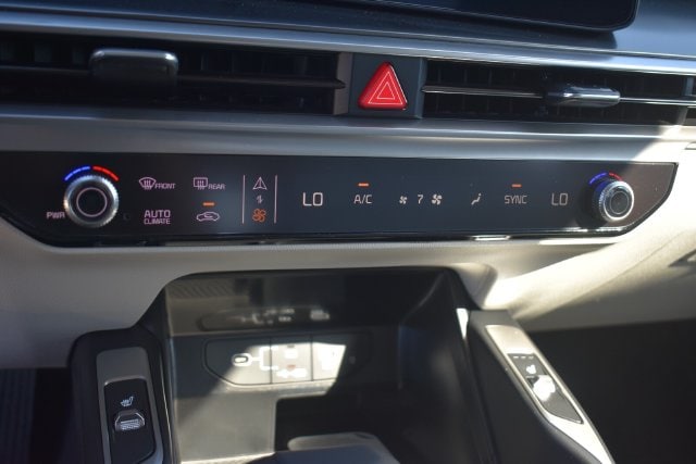 2026 Kia Sorento S - Photo 30