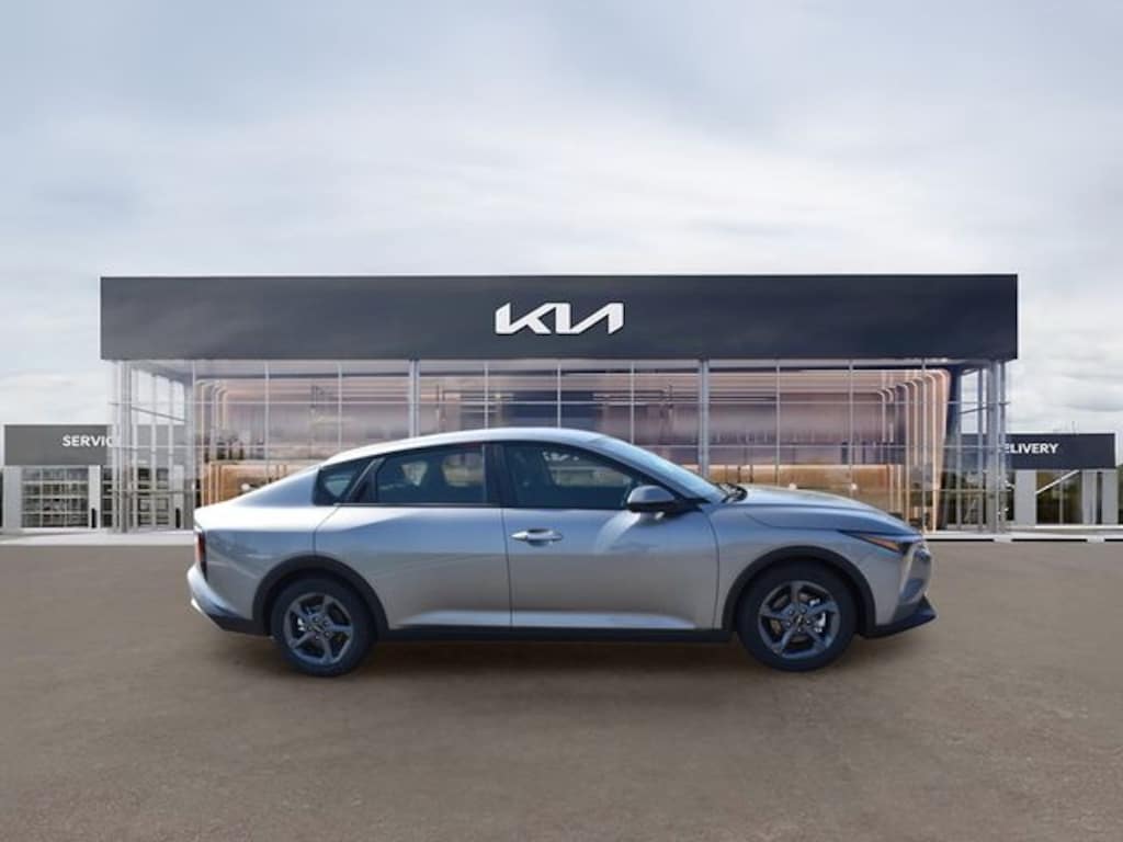 New 2026 Kia K4 LXS Sedan