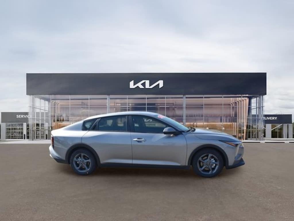 New 2026 Kia K4 LXS Sedan