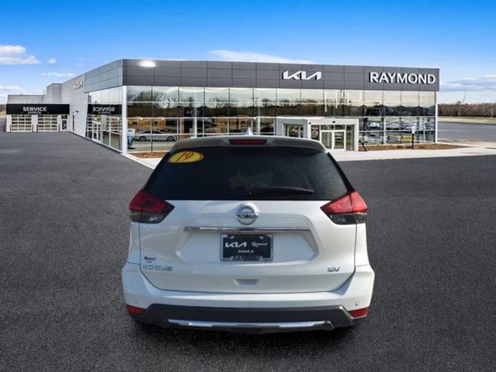 Used 2019 Nissan Rogue SV SUV