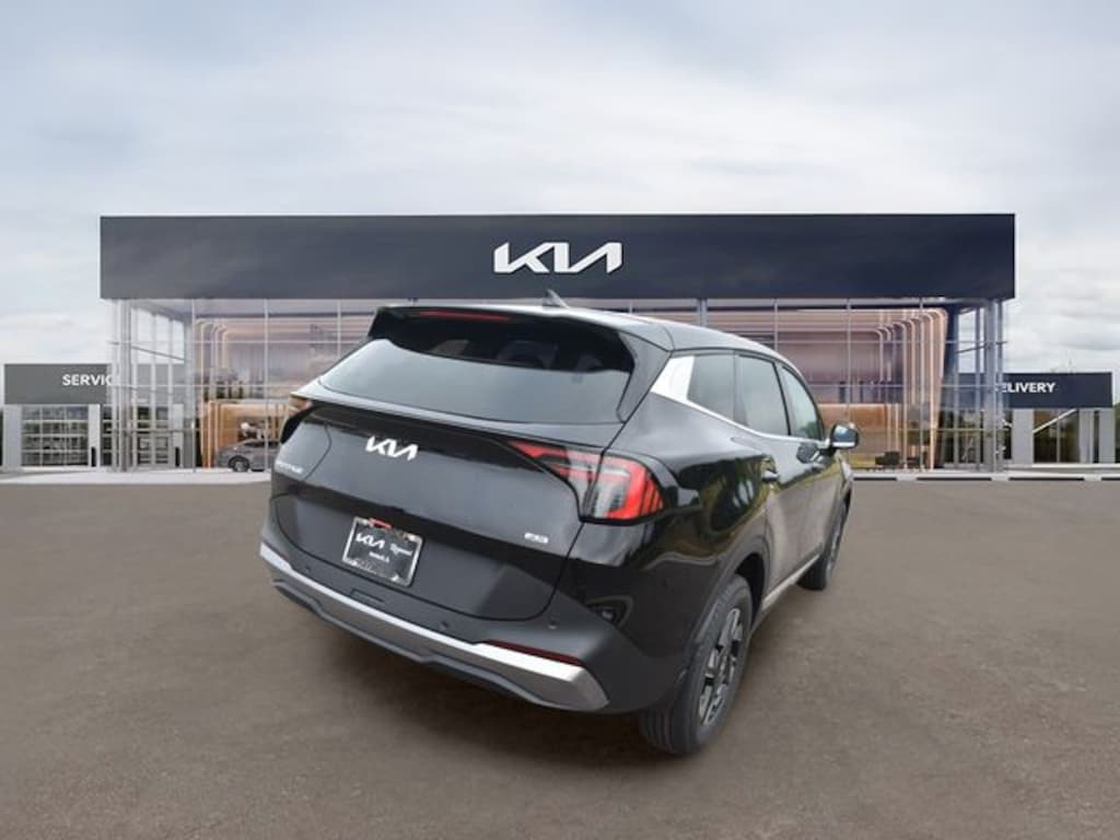 New 2026 Kia Sportage LX SUV