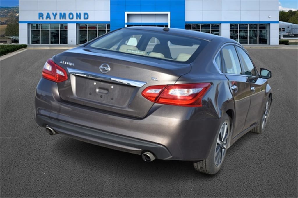 Used 2017 Nissan Altima 2.5 SL Sedan