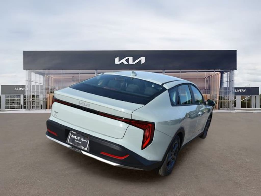 New 2026 Kia K4 LXS Sedan