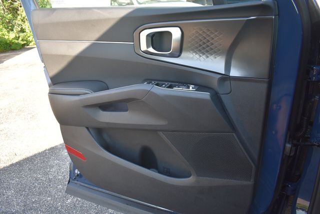 2026 Kia Sorento EX - Photo 37