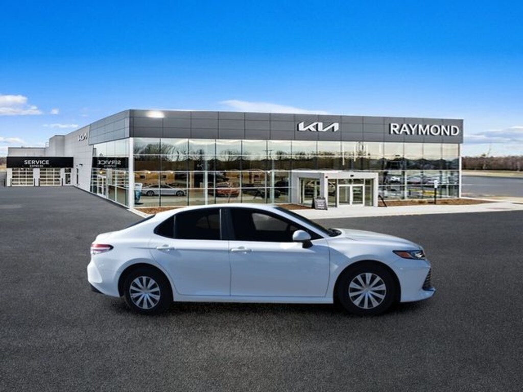 Used 2018 Toyota Camry L Sedan