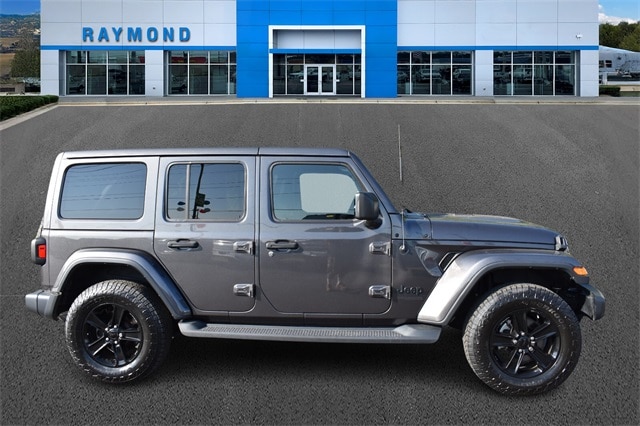 Used 2020 Jeep Wrangler Unlimited Sahara Altitude with VIN 1C4HJXEN0LW111582 for sale in Antioch, IL