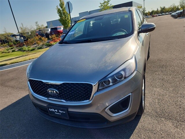 2017 Kia Sorento L photo 4