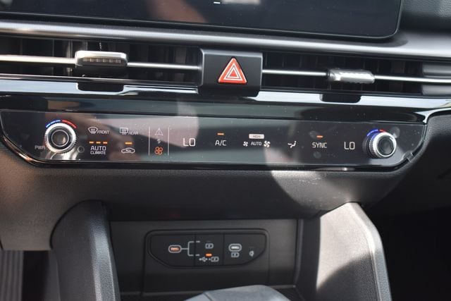 2026 Kia Sportage EX - Photo 30