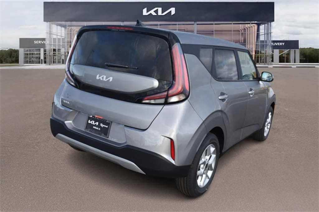 New 2025 Kia Soul LX Hatchback