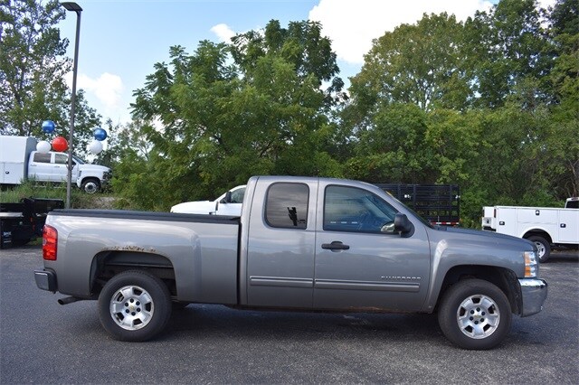 Used 2013 Chevrolet Silverado 1500 LT with VIN 1GCRCSE09DZ275161 for sale in Antioch, IL