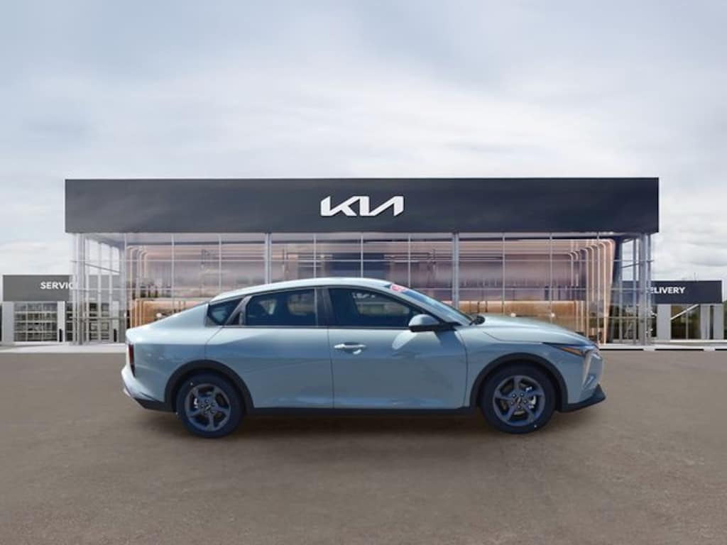 New 2026 Kia K4 LXS Sedan