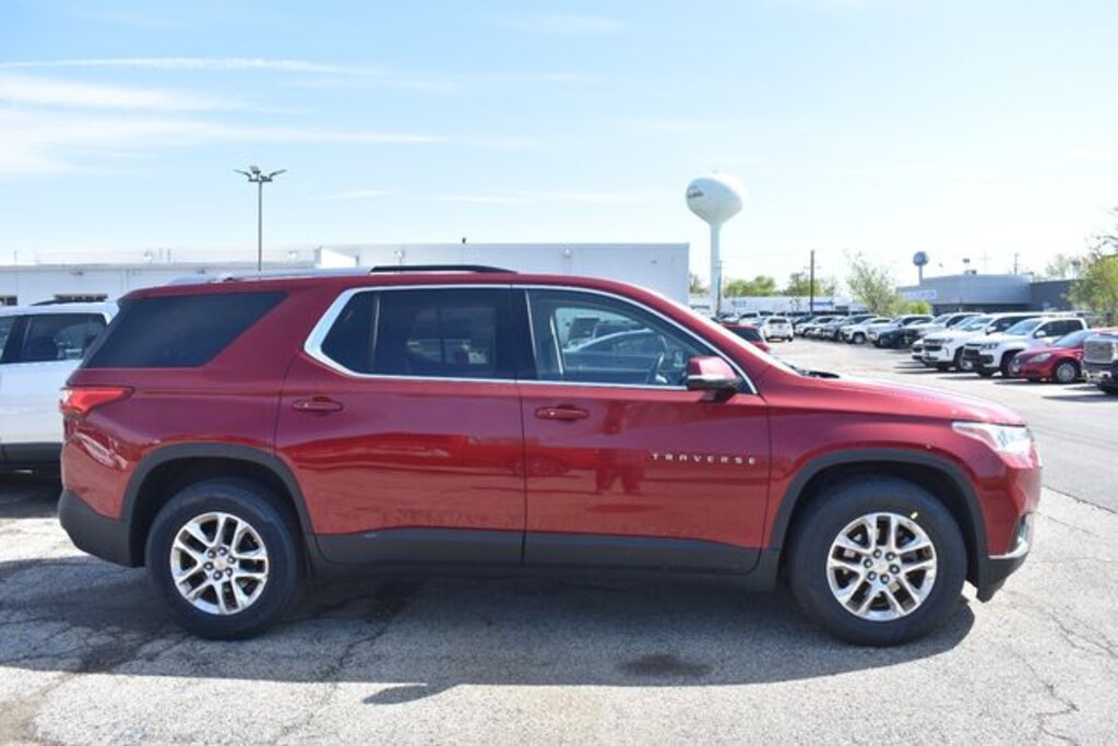 Used 2018 Chevrolet Traverse LT SUV