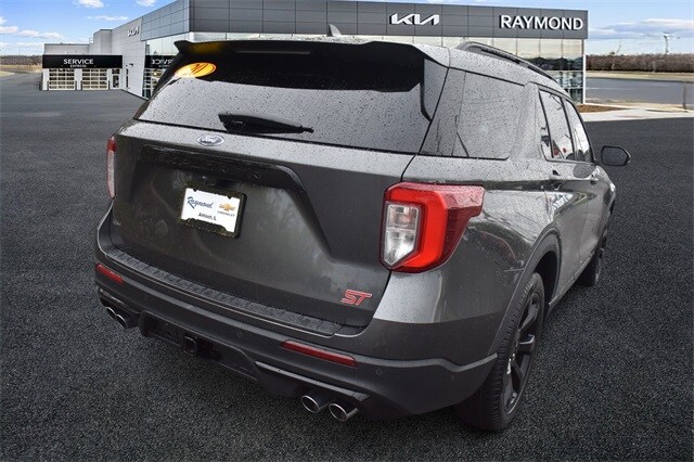 2020 Ford Explorer ST photo 2