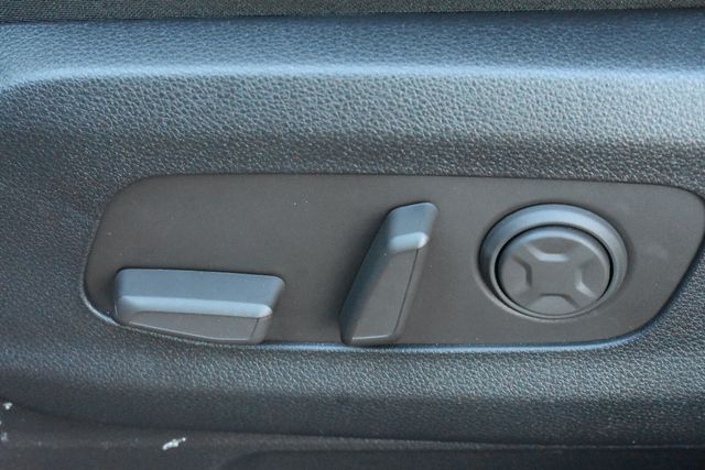 2026 Kia Carnival EX - Photo 25