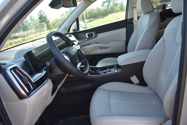 2026 Kia Sorento S - Photo 23
