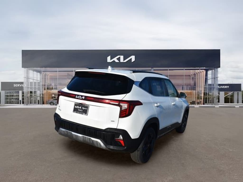 New 2026 Kia Seltos EX SUV