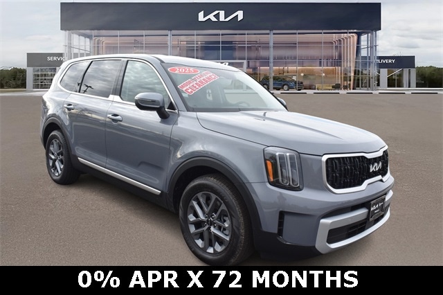 2025 Kia Telluride LX's photo