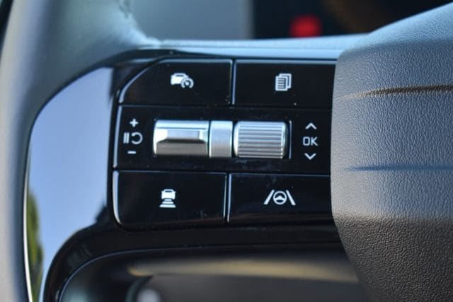 2026 Kia Sorento EX - Photo 30