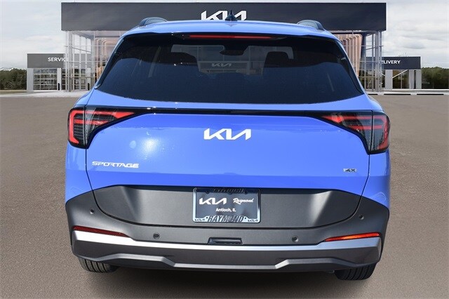 2026 Kia Sportage EX photo 4
