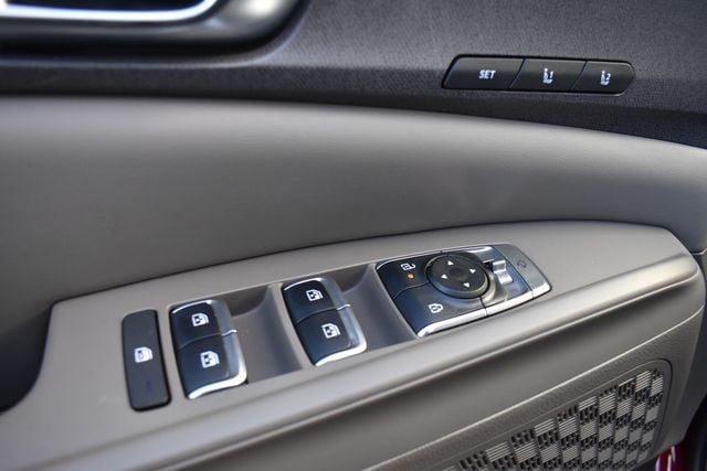 2026 Kia Carnival EX - Photo 24