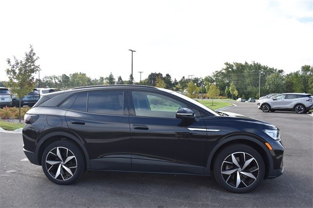2023 Volkswagen ID.4 Pro S photo 2