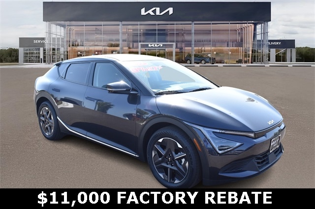 2025 Kia EV6 Light L/R's photo