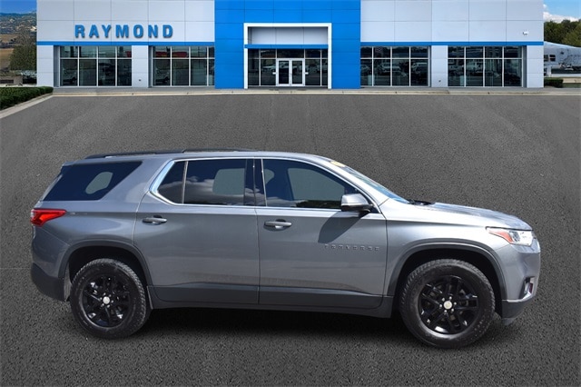 Used 2019 Chevrolet Traverse 1LT with VIN 1GNEVGKW2KJ309328 for sale in Antioch, IL