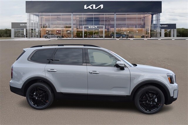 2025 Kia Telluride EX X-Line photo 2