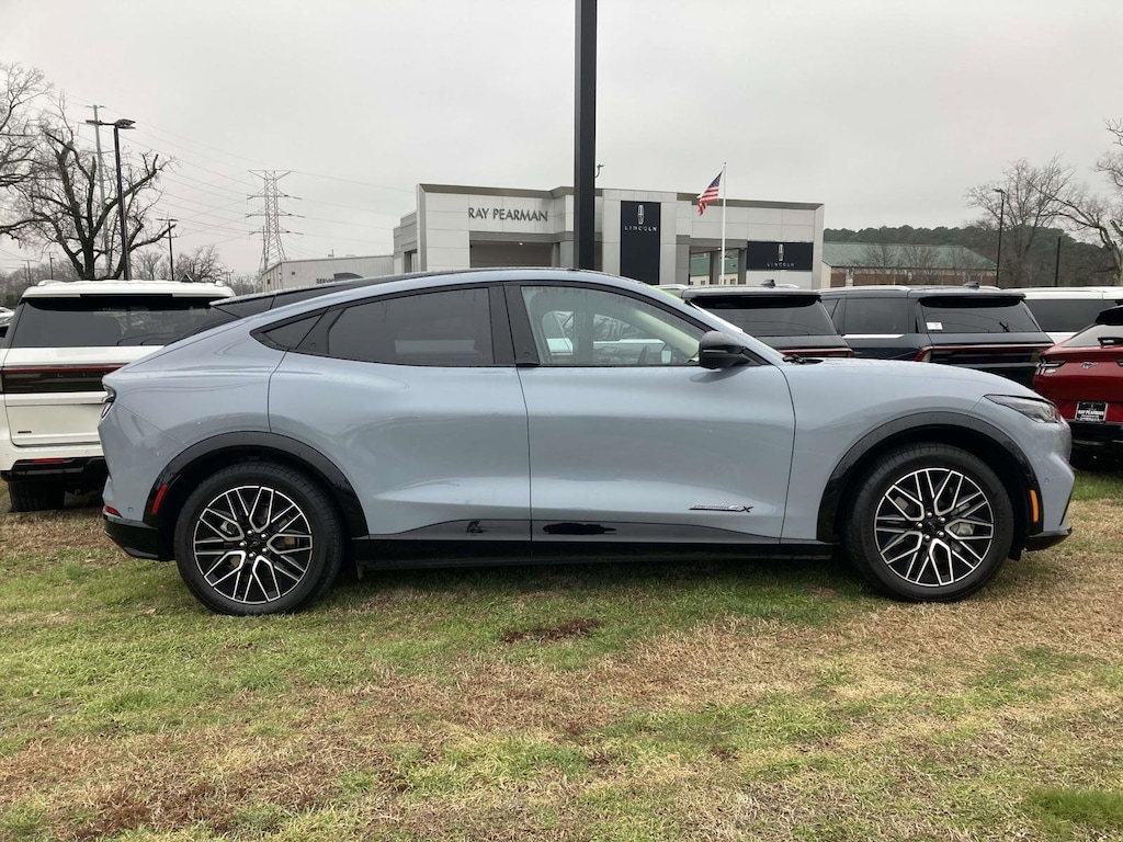 Used 2024 Ford Mustang Mach-E Premium SUV