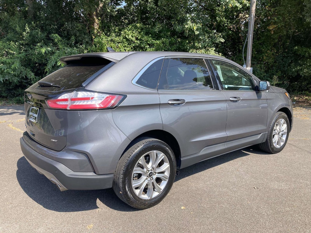 Used 2024 Ford Edge Titanium SUV