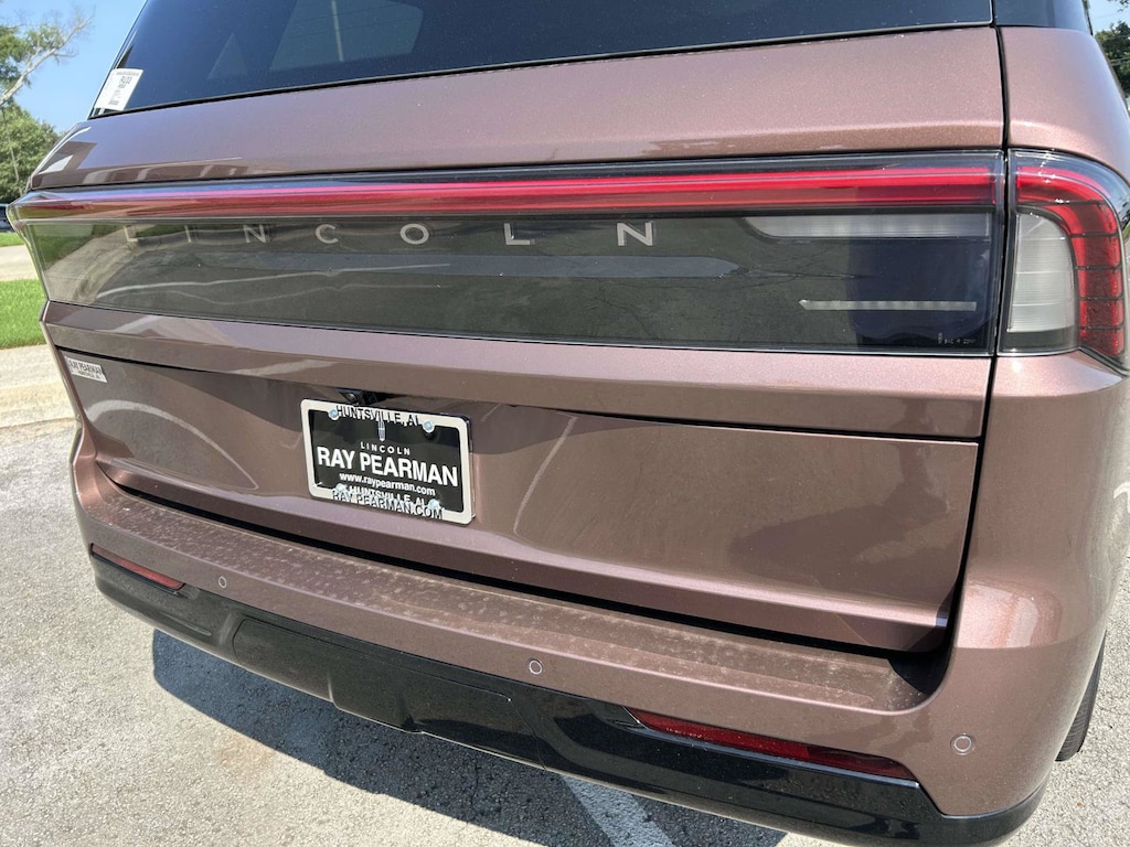 New 2027 Lincoln Navigator Black Label SUV