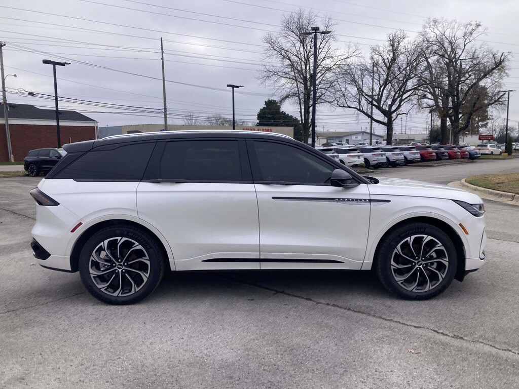 New 2025 Lincoln Nautilus Reserve SUV