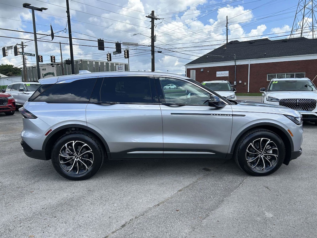 New 2026 Lincoln Nautilus Premiere SUV