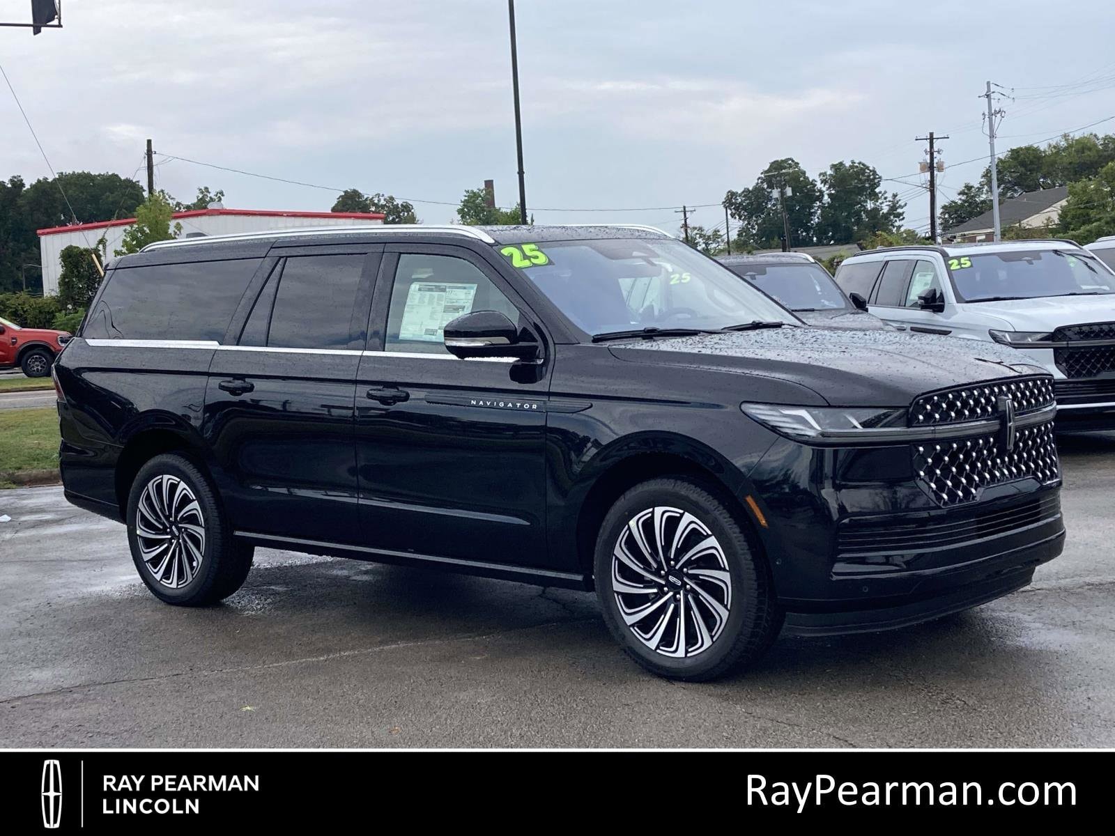 2025 Lincoln Navigator L SUV 