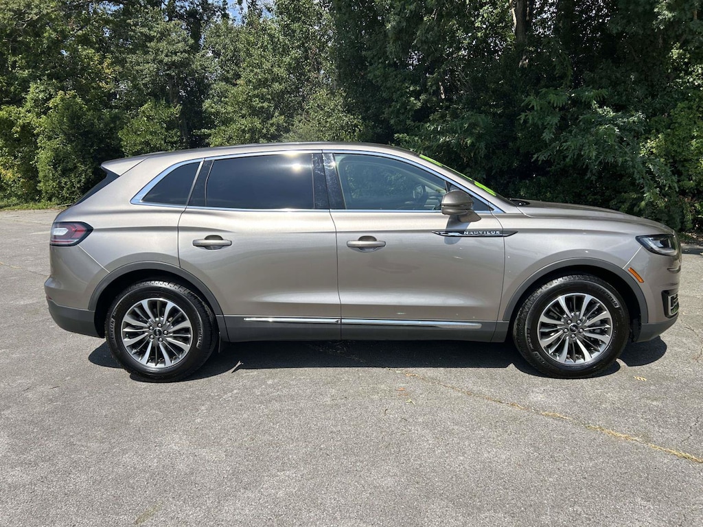 Certified 2019 Lincoln Nautilus Select SUV