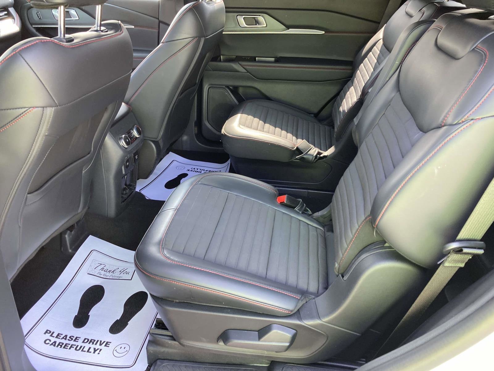 2025 Ford Explorer ST-LINE - Photo 17