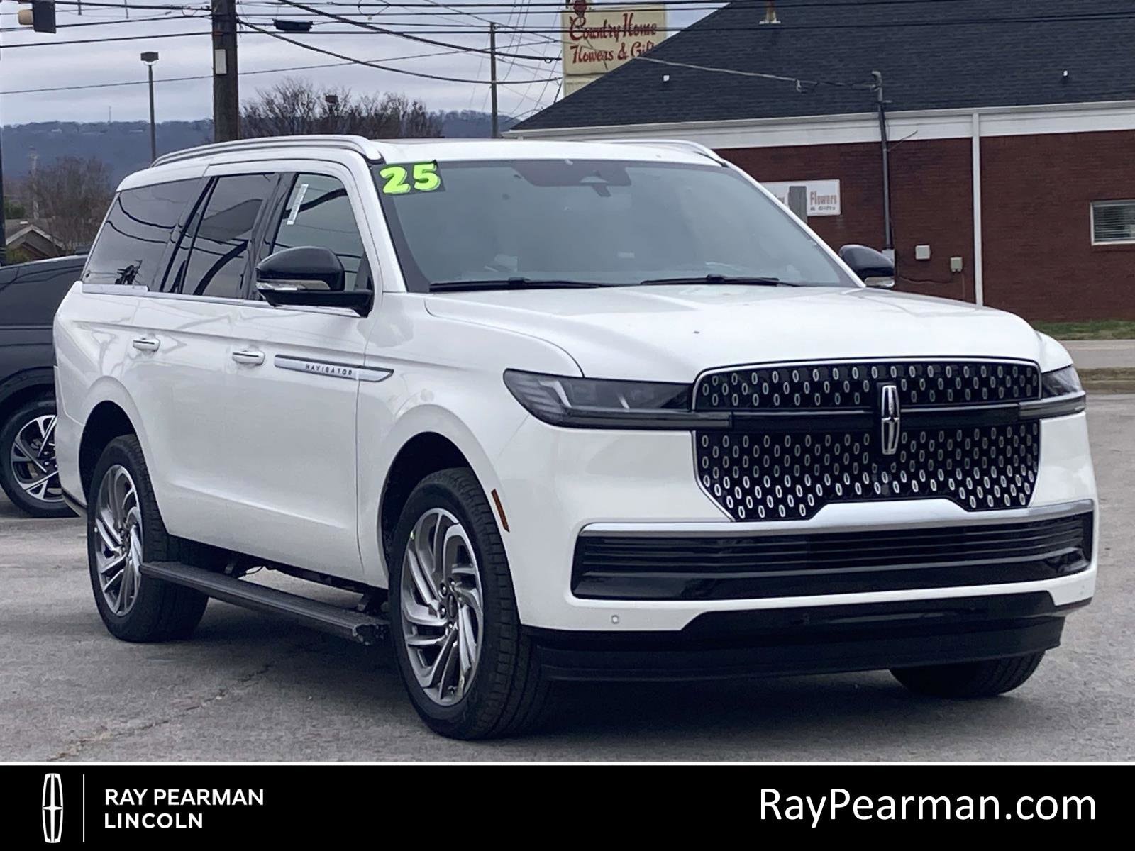 2025 Lincoln Navigator Reserve's photo