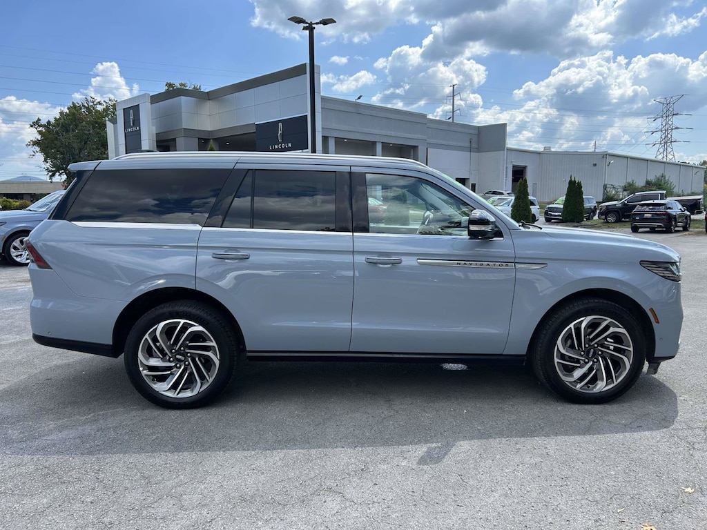 Certified 2025 Lincoln Navigator Reserve SUV