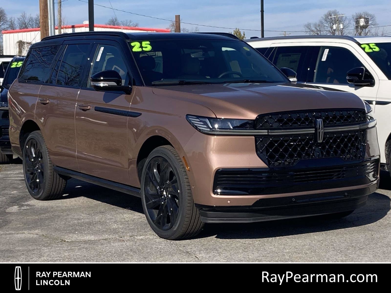 2025 Lincoln Navigator Black Label's photo
