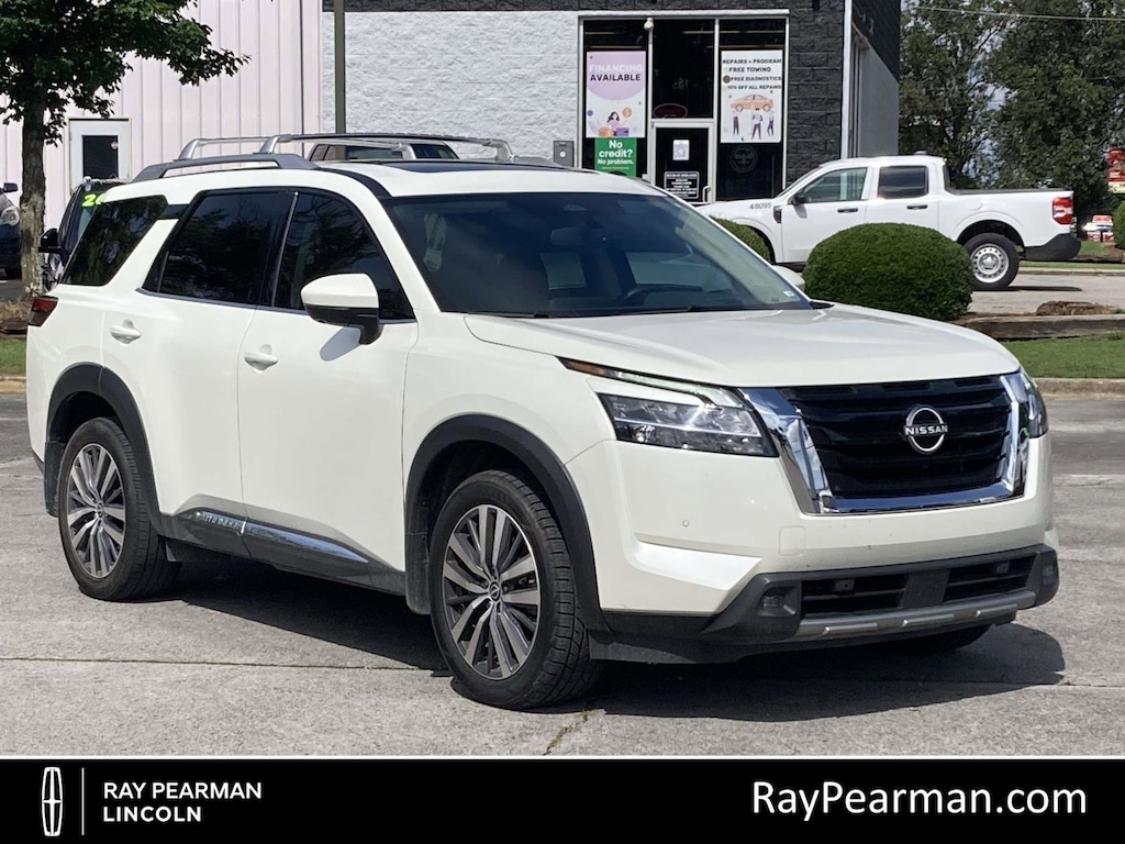 Used 2022 Nissan Pathfinder Platinum SUV