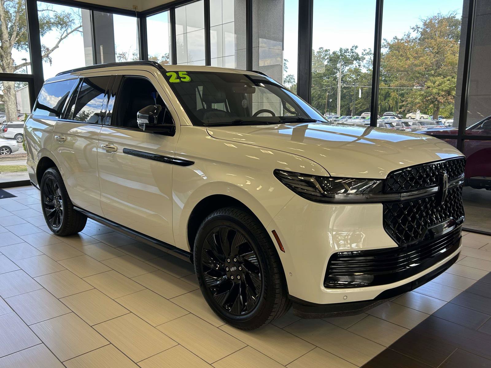2025 Lincoln Navigator