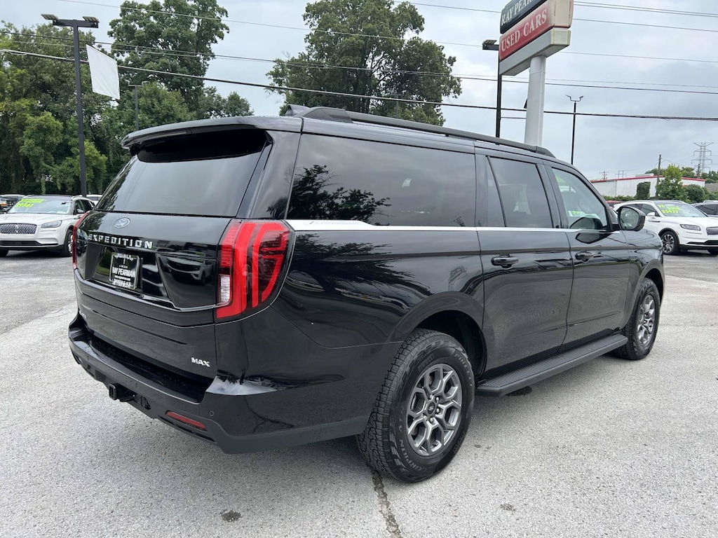 Used 2025 Ford Expedition Max Active SUV
