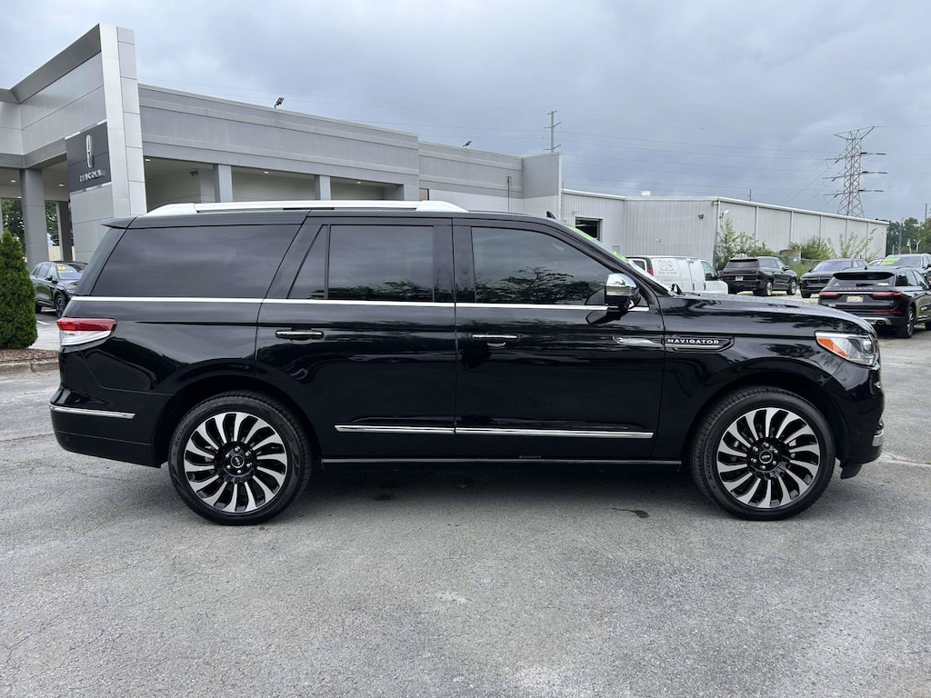 Certified 2022 Lincoln Navigator Black Label SUV