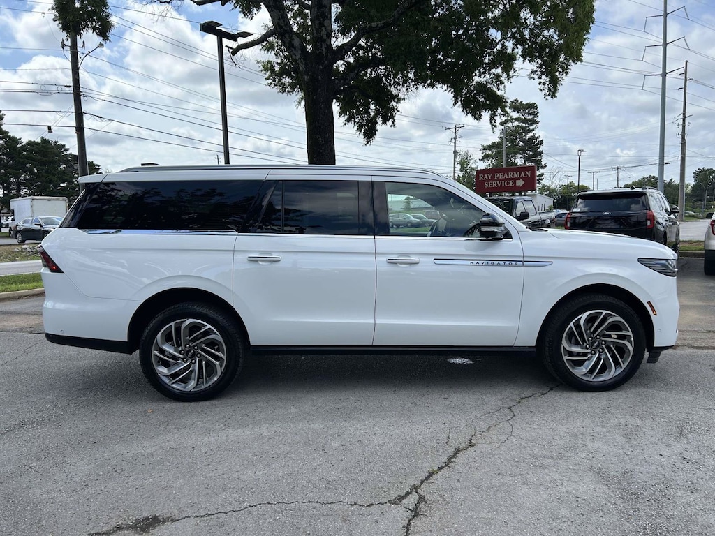 Certified 2025 Lincoln Navigator L Reserve SUV