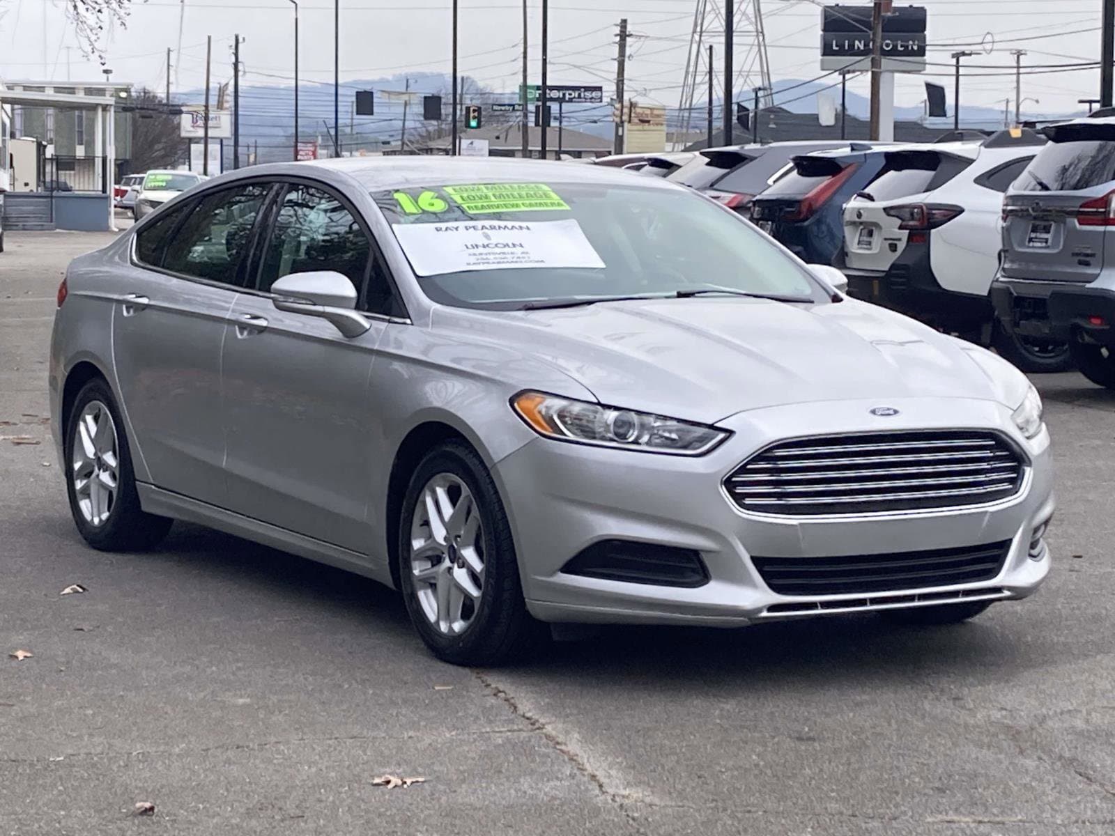 2016 Ford Fusion SE